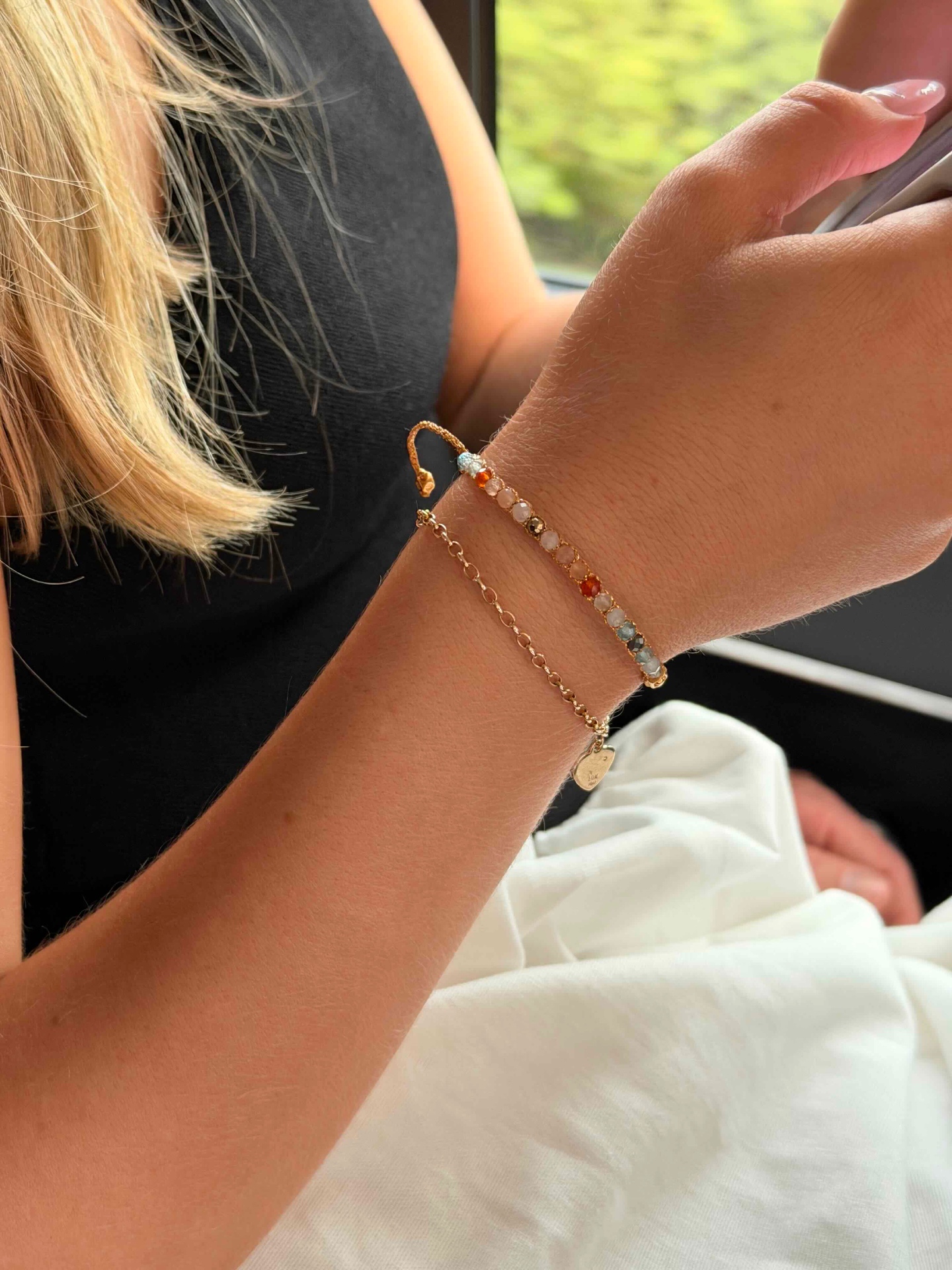 Wear your intention: choosing by feeling